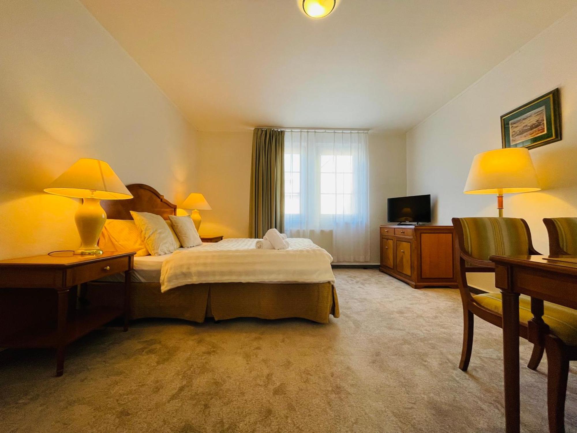 Hotel Majovey Żylina Zewnętrze zdjęcie